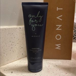 Monat Purifying Charcoal Gelee Masque